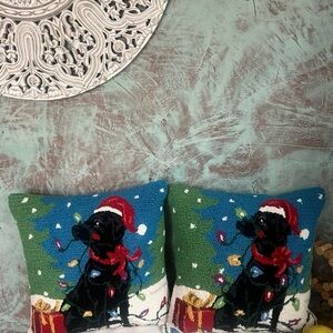 NWT Plow & Hearth Holiday
Labrador Dog Wool Throw Pillows - Set Of 2